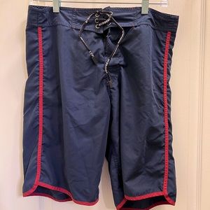 Burberry Men’s Swim Trunks Navy Size M